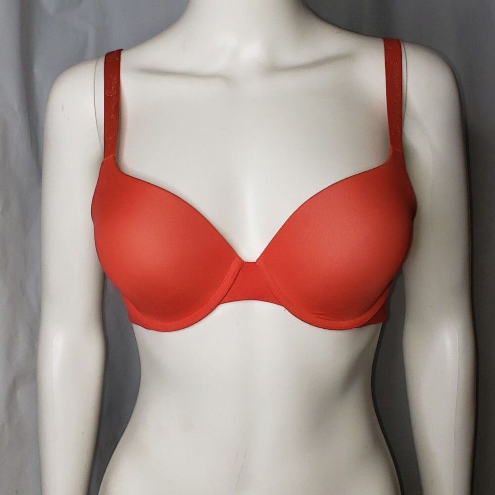 VICTORIAS SECRET T Shirt Push Up Full Coverage Red Underwire Bra 32D